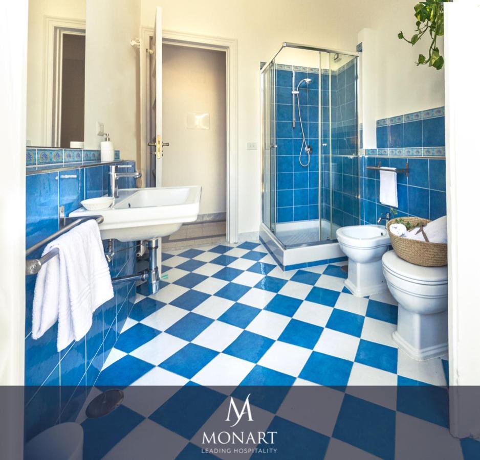 Monart Hospitality Cavour Bed and Breakfast Napoli Eksteriør billede