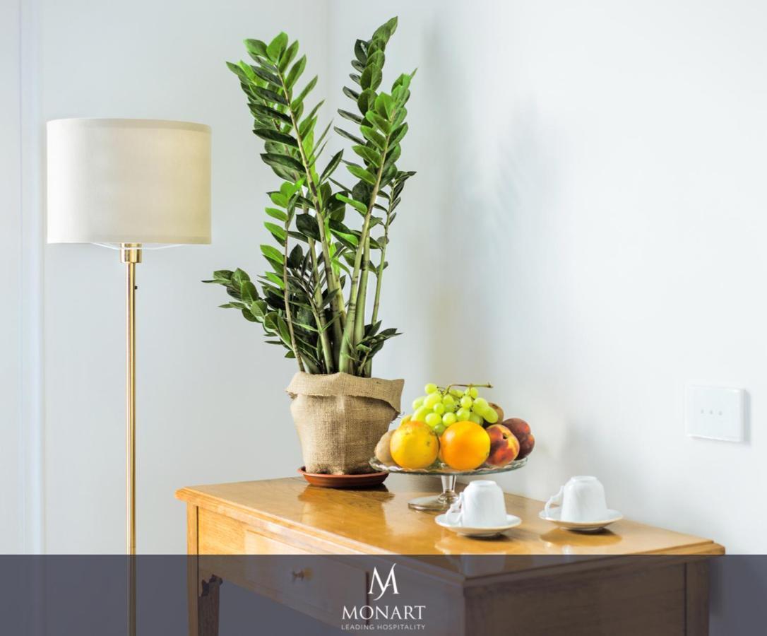 Monart Hospitality Cavour Bed and Breakfast Napoli Eksteriør billede