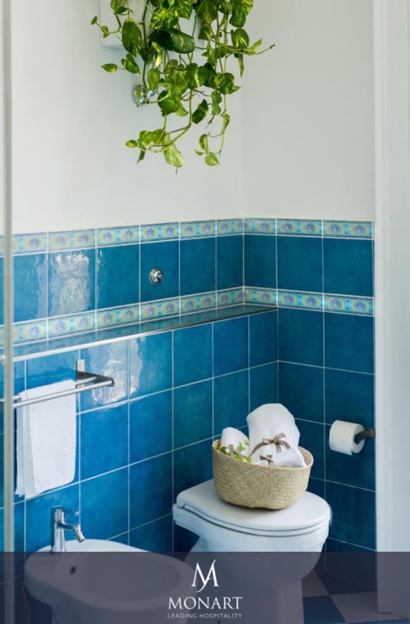 Monart Hospitality Cavour Bed and Breakfast Napoli Eksteriør billede